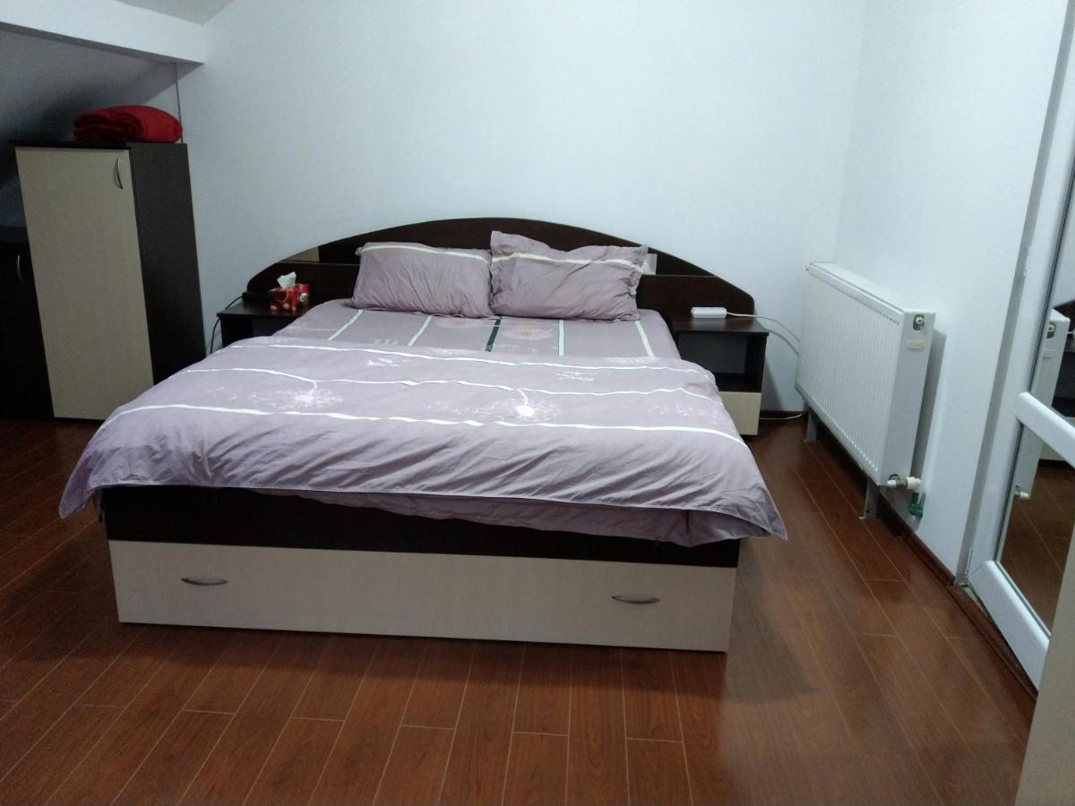 Apartament 5 Camere Cu Balcon Costinesti Plaja 5 Minute Nucilor 6 Exterior foto